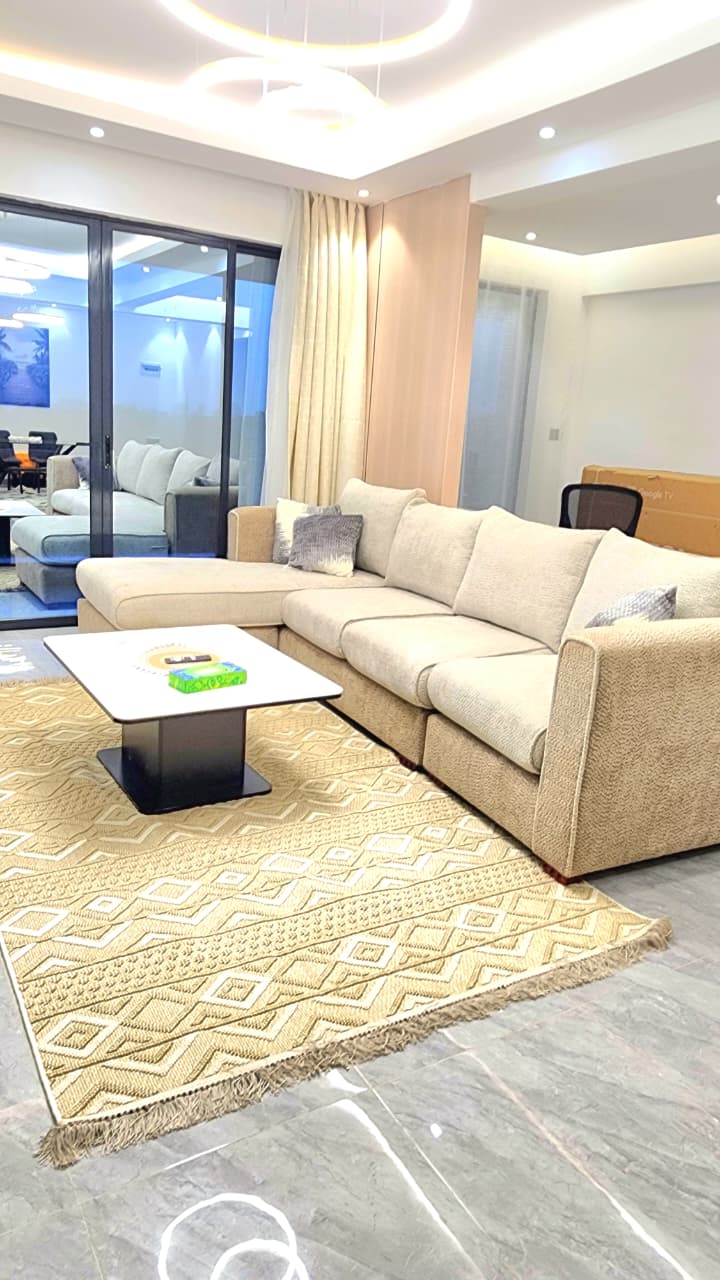 4bedrooms plus dsq fully furnished to let