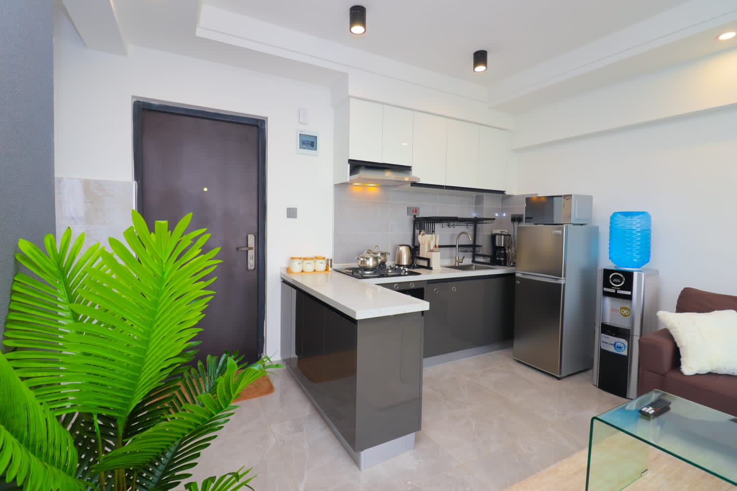 Fully Furnished I bedroom To Let