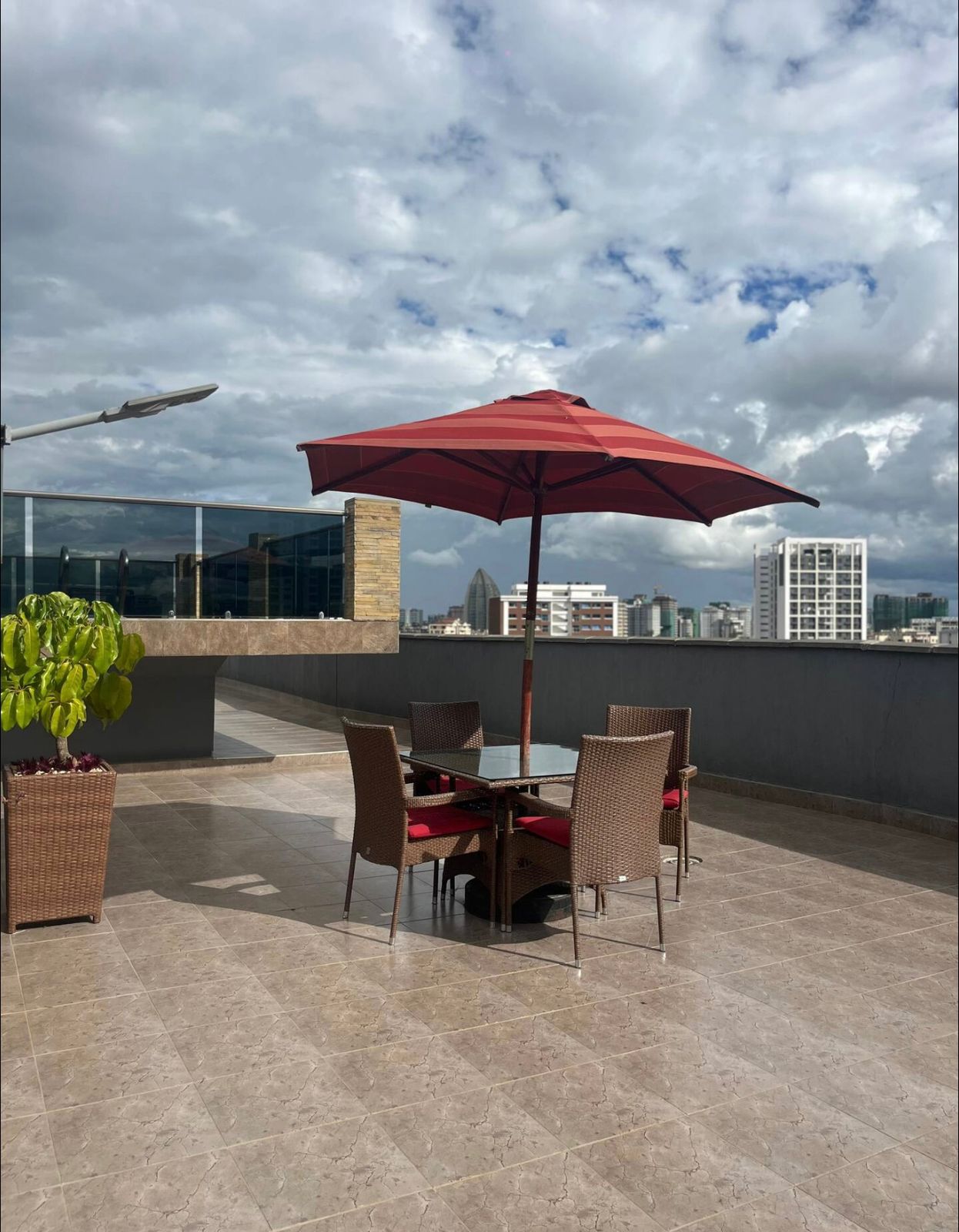 2 bedrooms all ensuite Fully Furnished short and long term stay