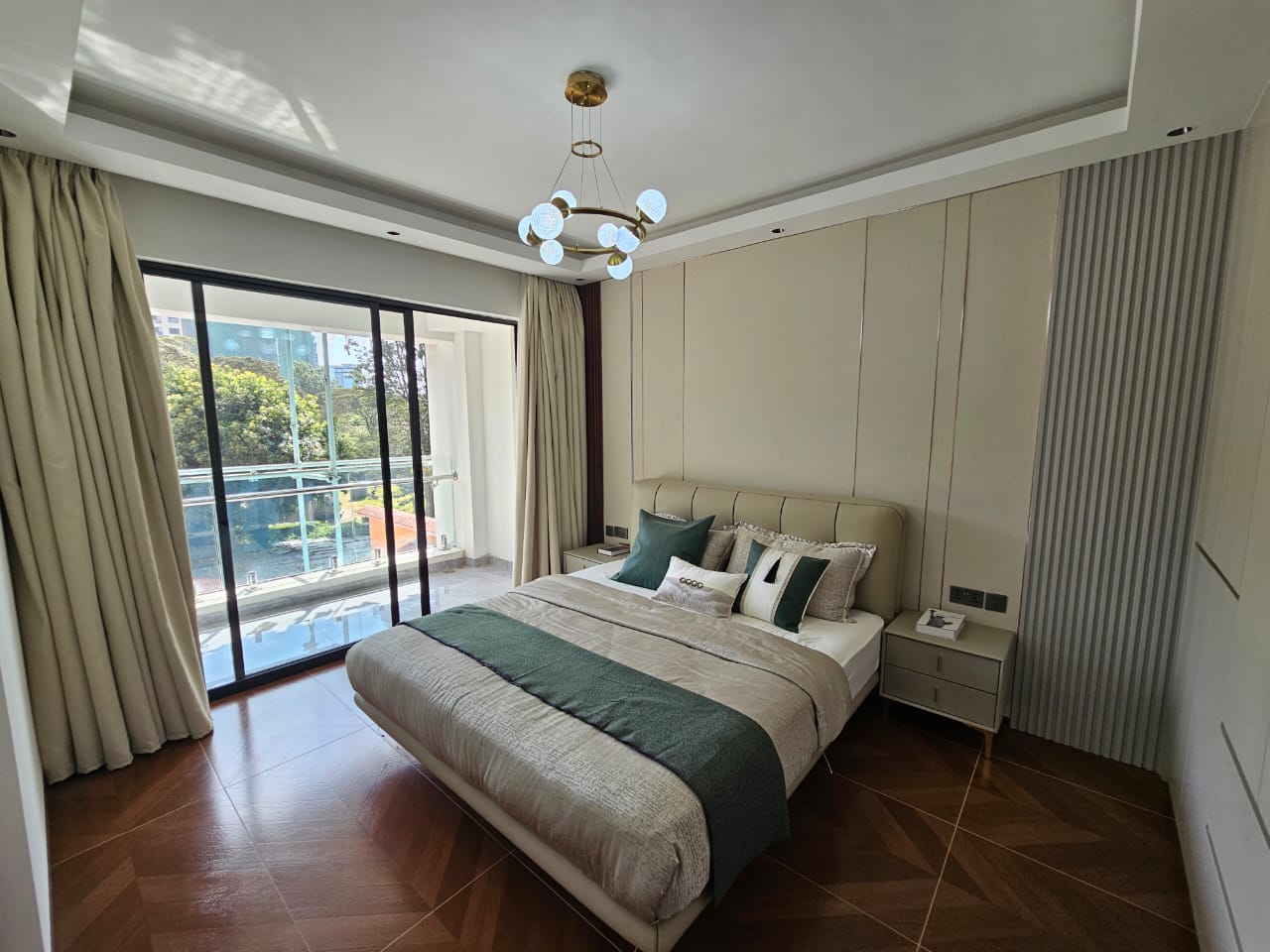 Blossom Ivy Residence- 1,2,3 and 4 beds plus study (DSQ) Luxury Living