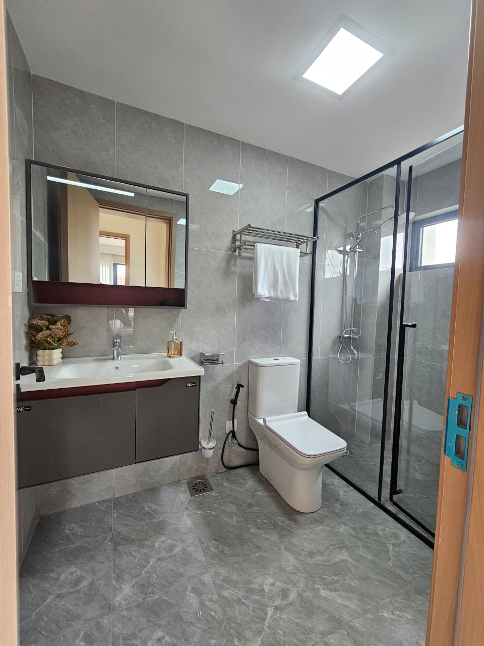 Riara Oasis- Modern Apartment For Sale Along Riara Road, Lavington